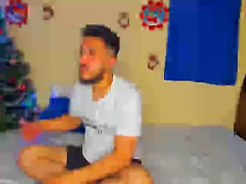 astredad2025's cam snapshot