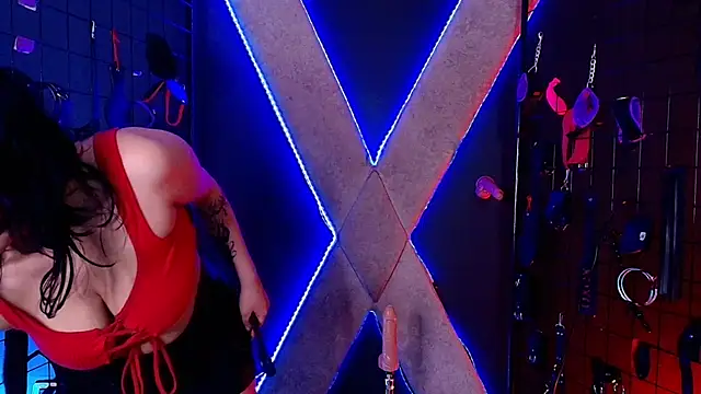 mranii_queen_bdsm_ live sex cam