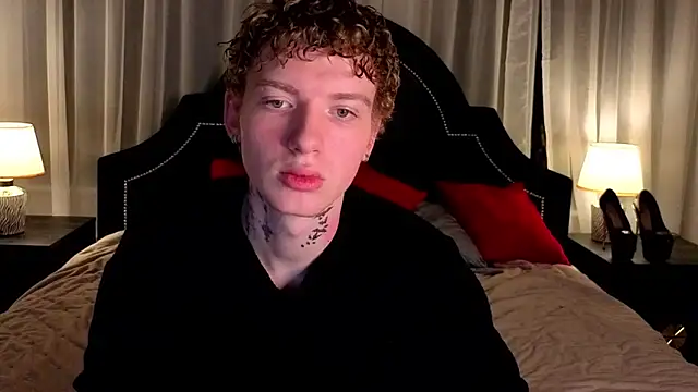 TRAVIS_CLAS live sex cam