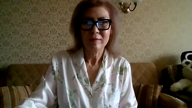 Elegant00Lady live sex cam