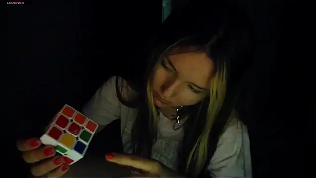 Alice_bloom_'s cam snapshot