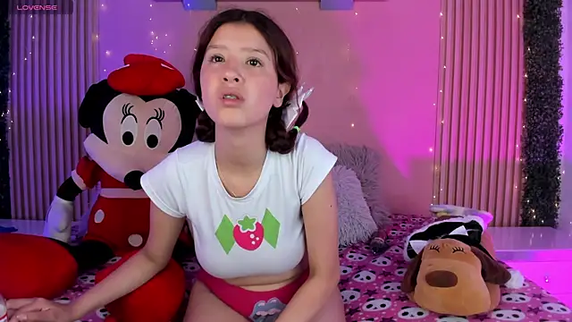 Sofi_cutiee's cam snapshot