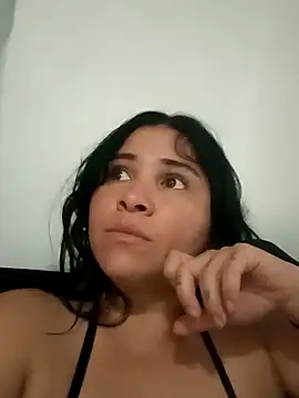 ChelyChely24_SATAN's cam snapshot