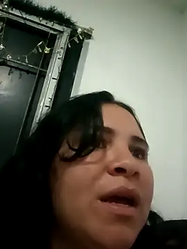 ChelyChely24_SATAN's cam snapshot