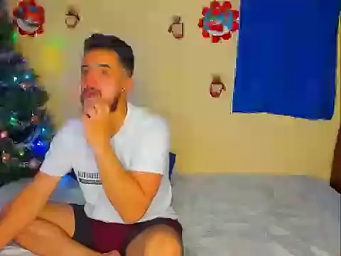 astredad2025's cam snapshot