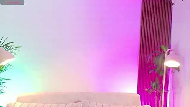 IAM__ZARA's cam snapshot