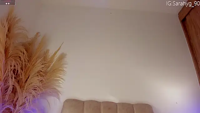 sara_gwen's cam snapshot