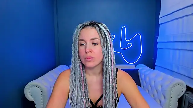 rock_n_roxy's cam snapshot