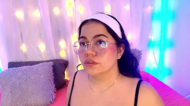 LilyRousee's cam snapshot