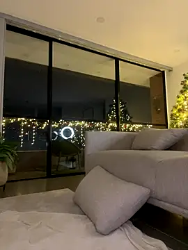 Brunettexio's cam snapshot