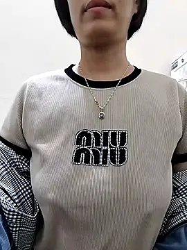 love_sexy090's cam snapshot