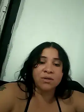 ChelyChely24_SATAN's cam snapshot