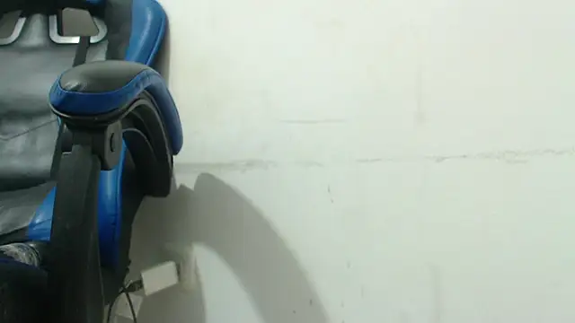 sinay024's cam snapshot