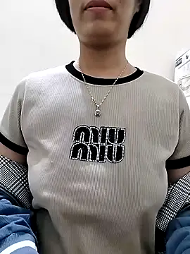 love_sexy090's cam snapshot