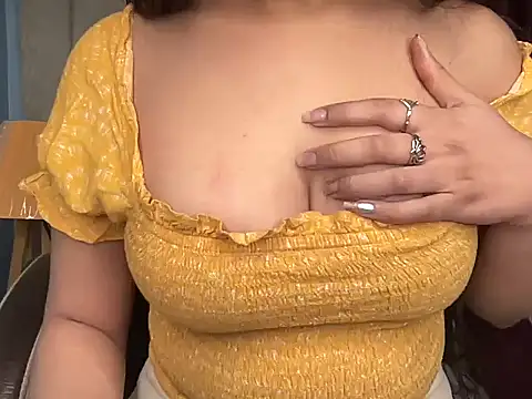 Karnaa_vail's cam snapshot