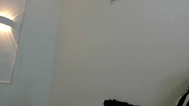 Lizzie_Williams_'s cam snapshot