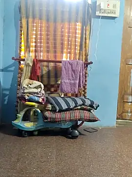 divyatamil143's cam snapshot