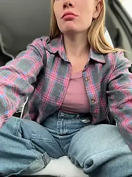 LavenderHot's cam snapshot