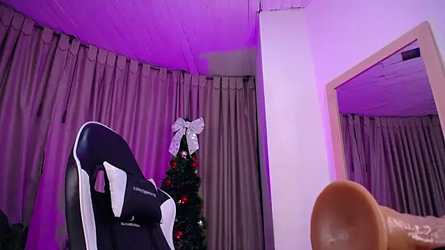 Tamararosses's cam snapshot