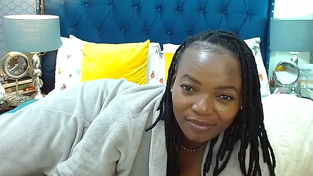 BLACBEAUTIExxx's cam snapshot