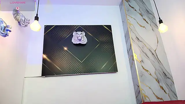 Cloeandtyfanny's cam snapshot