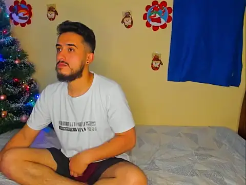 astredad2025's cam snapshot