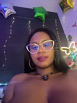 AlisonHoot69's cam snapshot