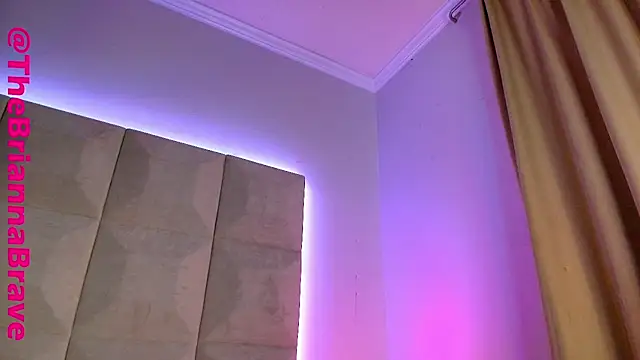 BriannaBrave's cam snapshot