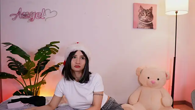 Angeeel_'s cam snapshot