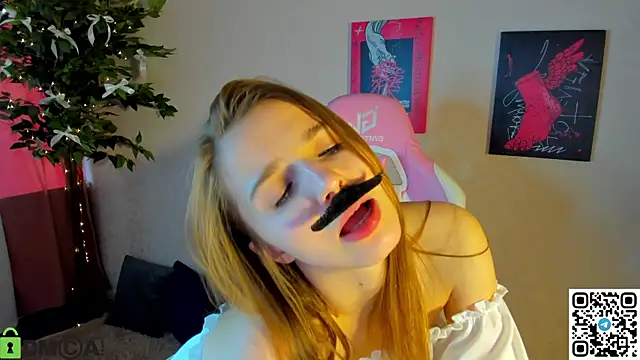 L1na_Reeds's cam snapshot