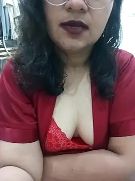 Mahira_sharma01's cam snapshot