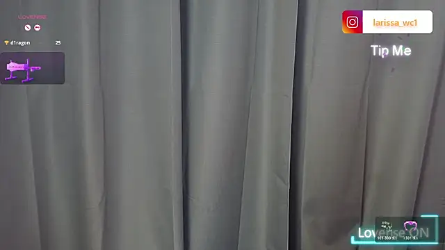 Larissa_Antonella's cam snapshot
