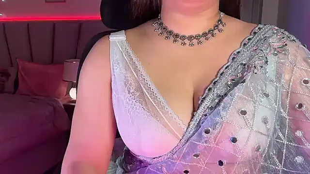 SunhariGirl live sex cam