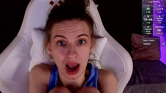 kaleriyaa_'s cam snapshot