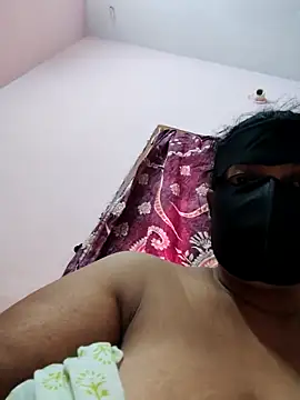 pujapujarrrr's cam snapshot