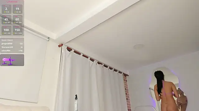 sara_evans02's cam snapshot