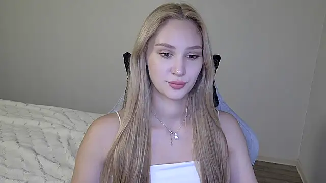 Layla001's cam snapshot