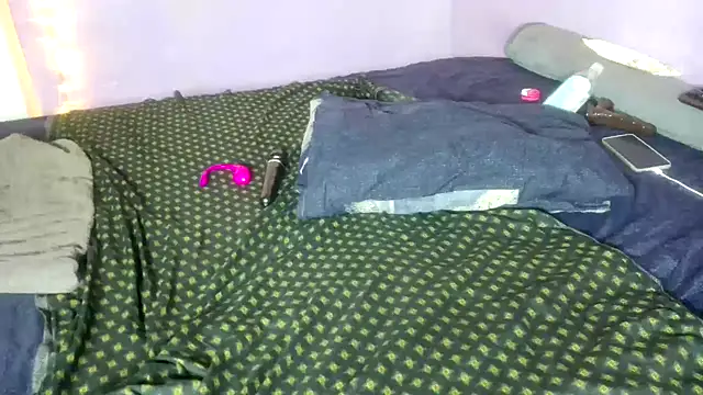 wilmaassylum's cam snapshot