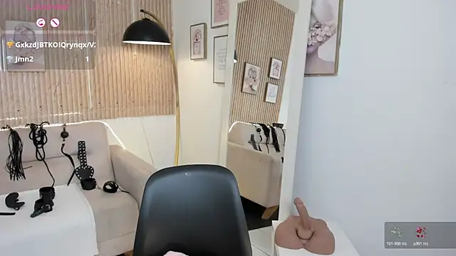 RACHEL_EV's cam snapshot