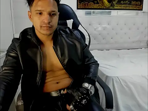 master_leather live sex cam