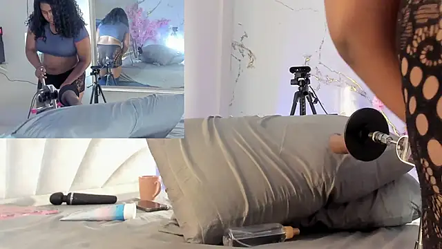 Candaceoweens's cam snapshot