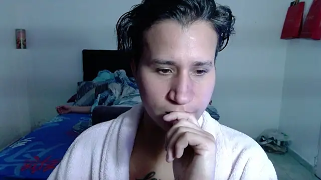 Im_Milan_Rs's cam snapshot