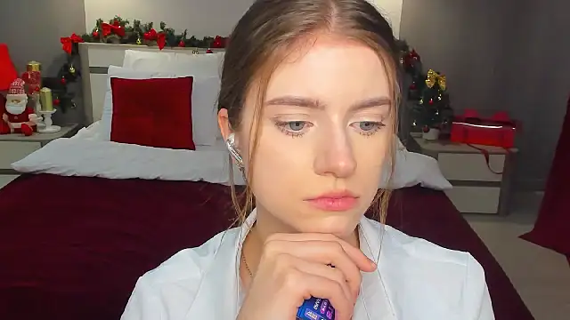 Erica_Kiss's cam snapshot