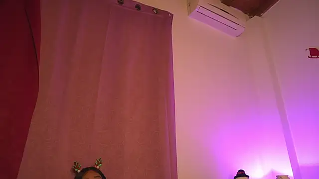 noah_0814's cam snapshot