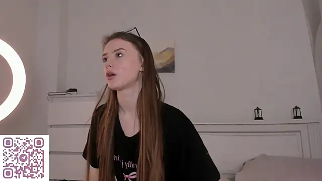 AmyForYouu's cam snapshot