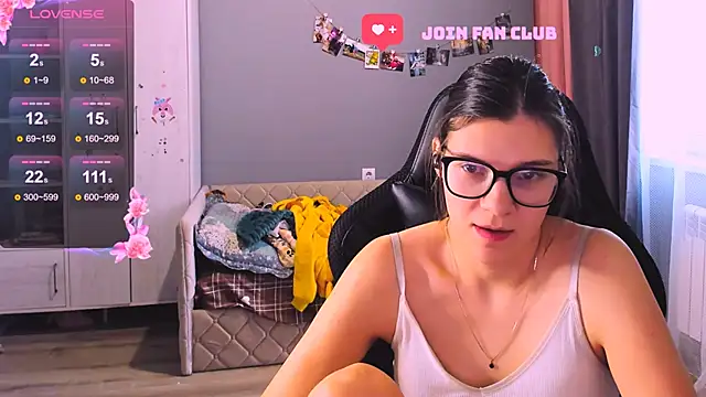 MollyLollipop's cam snapshot