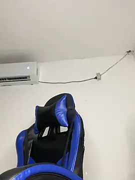 Rousevans_'s cam snapshot