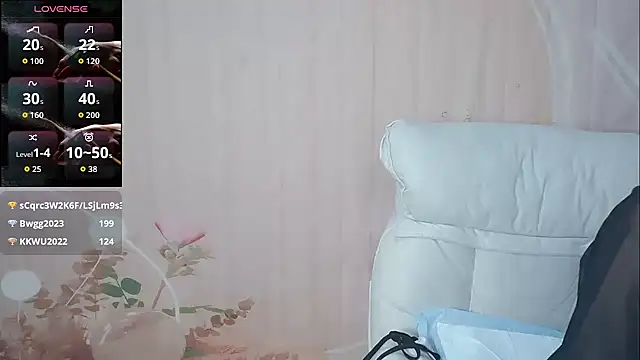 HeIlo-Honey's cam snapshot