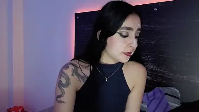 sharlot24's cam snapshot