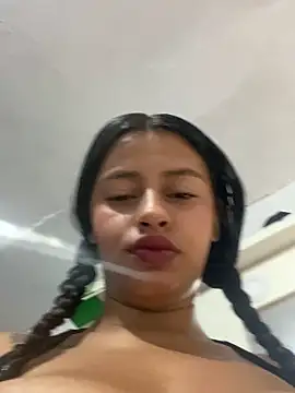 Jennmyller_'s cam snapshot